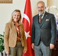 Çiftlikköy Belediye Başkanı Ali Murat Silpagar Rektörümüzü Ziyaret Etti