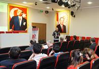 Yalova İl Emniyet Müdürlüğü Tarafından Yalova Üniversitesi Personeline Yönelik Olarak Madde Bağımlılığıyla Mücadele Eğitimi Verildi