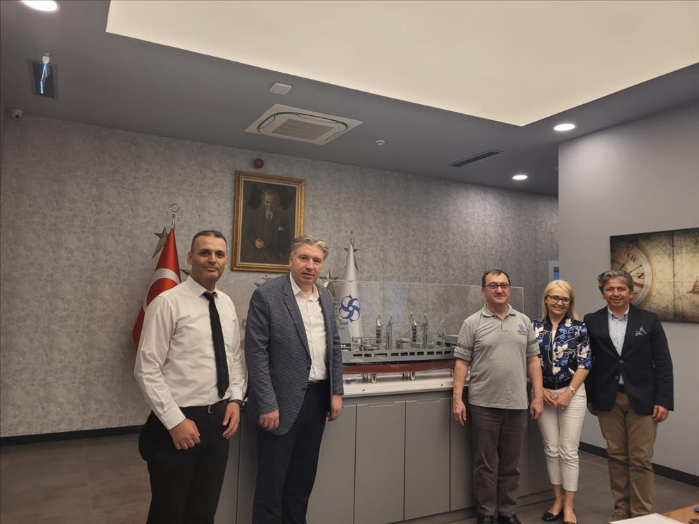 Rektörümüzden Sefine Tersanelerine Ziyaret
