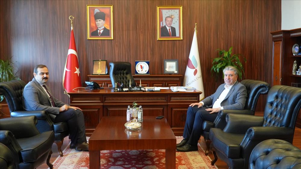 Armutlu Kaymakamı Yusuf Melikşah Aydın’dan Rektörümüze Ziyaret