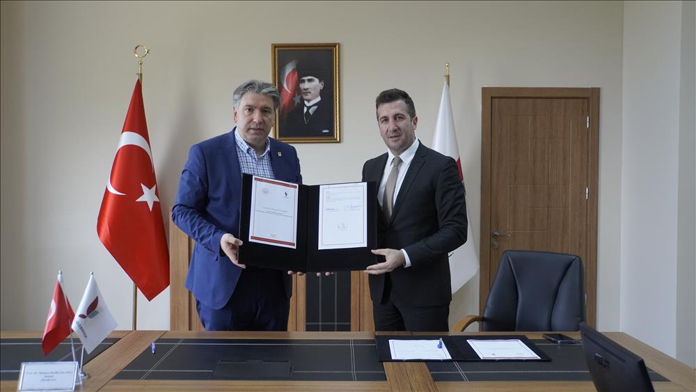 Yalova Üniversitesi ile Aile ve Sosyal Politikalar İl Müdürlüğü Arasında İş birliği Protokolü İmzalandı 