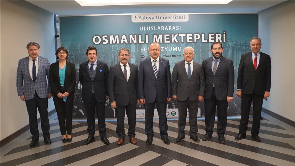 Yalova Üniversitesi “Uluslararası Osmanlı Mektepleri Sempozyumu” Tarihe Işık Tutuyor