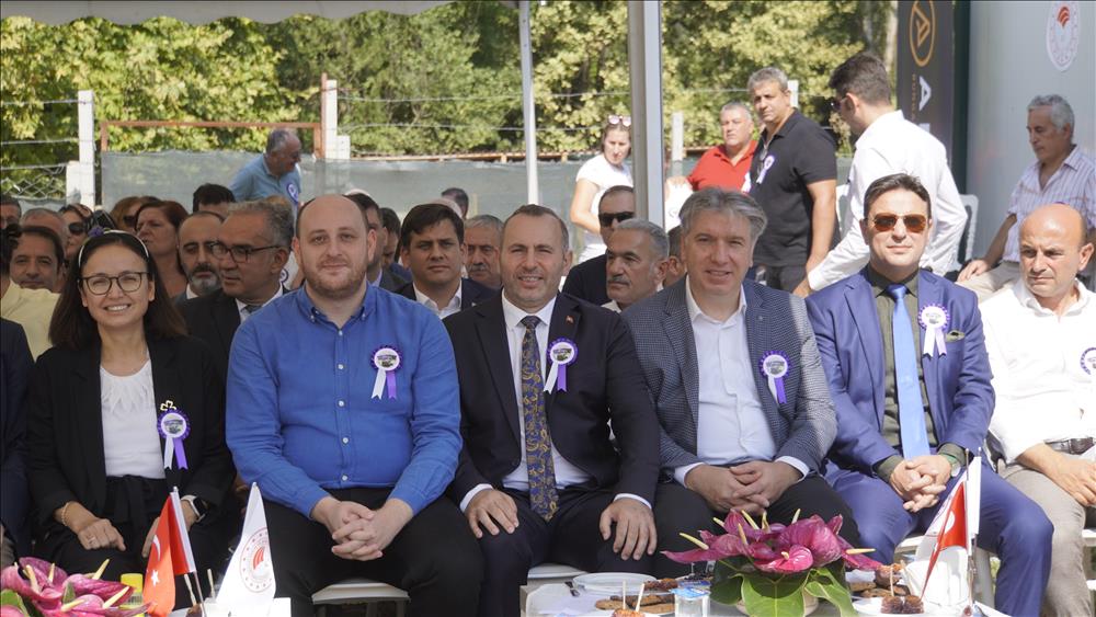 Rektörümüz Prof. Dr. Mehmet Bahçekapılı Aronya Hasat Şenliği’ne Katıldı
