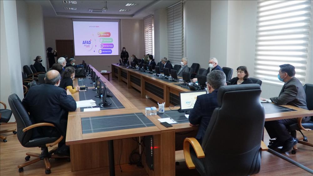 Yalova Üniversitesinde ‘Afet Farkındalık Eğitimi’ Gerçekleştirildi