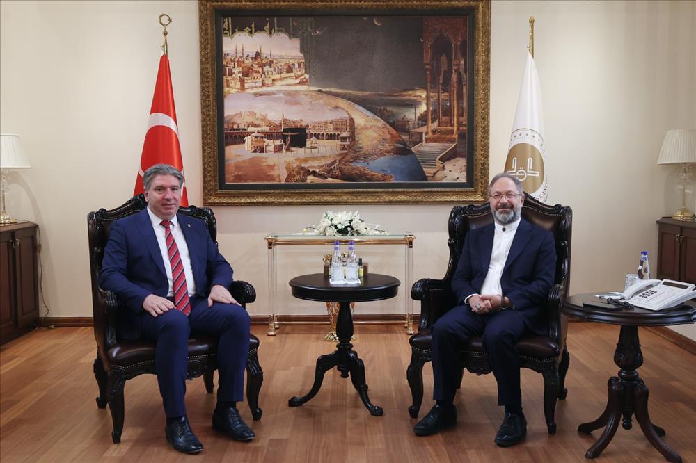 Rektör Bahçekapılı, Diyanet İşleri Başkanı Erbaş’ı Ziyaret Etti