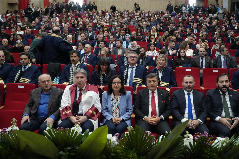 2023-2024 Akademik Yılı Açılış ve Cübbe Giyme Töreni Gerçekleştirildi
