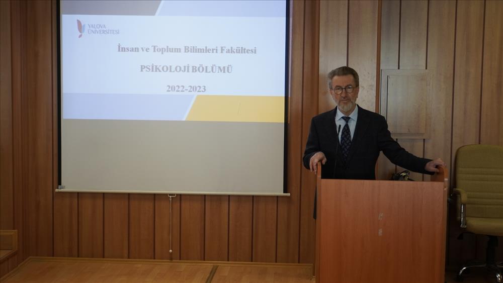 İnsan ve Toplum Bilimleri Fakültesi Akademik Kurul Toplantısı Yapıldı