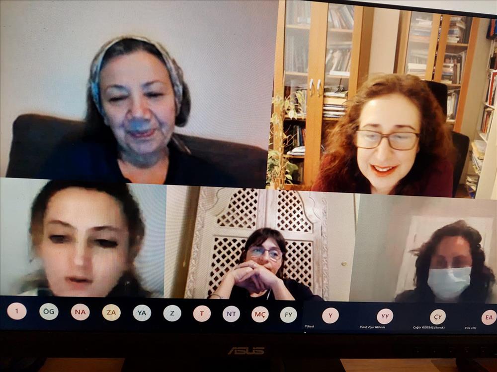 “Başarılı Kadınlar” ve “Başarılı Kızlar”, “Başarılı Yarınlar” İçin Düzenlenen Panelde Buluştu