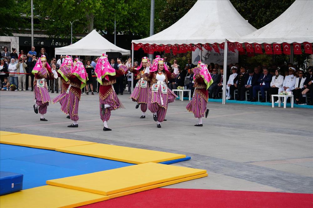 19 Mayıs Coşkuyla Kutlandı