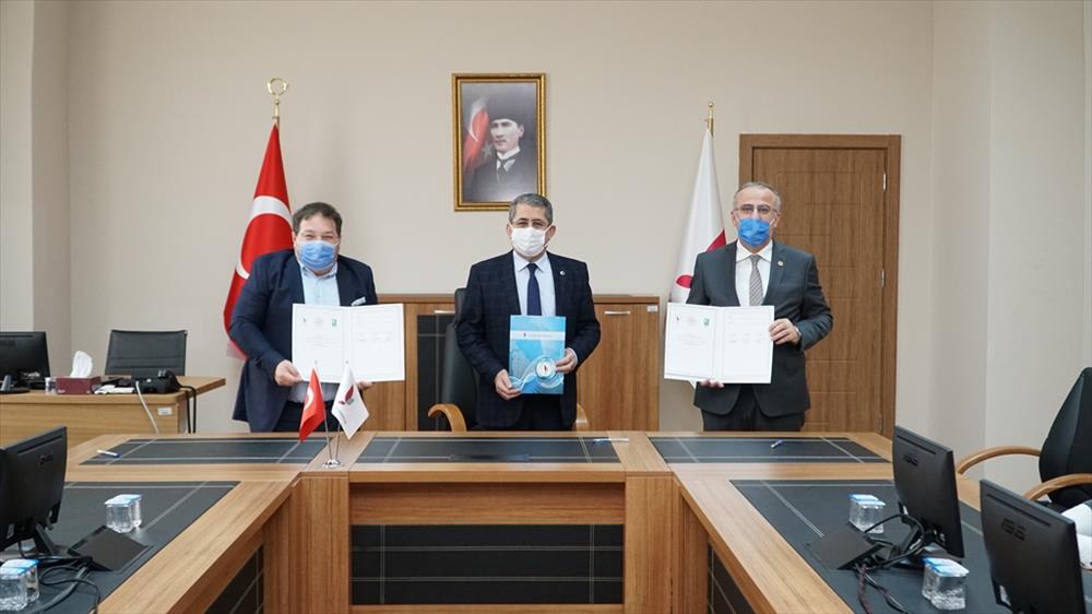 Üniversitemiz Gençlik Spor İl Müdürlüğü ve Yeşilay Cemiyeti ile Protokol İmzaladı