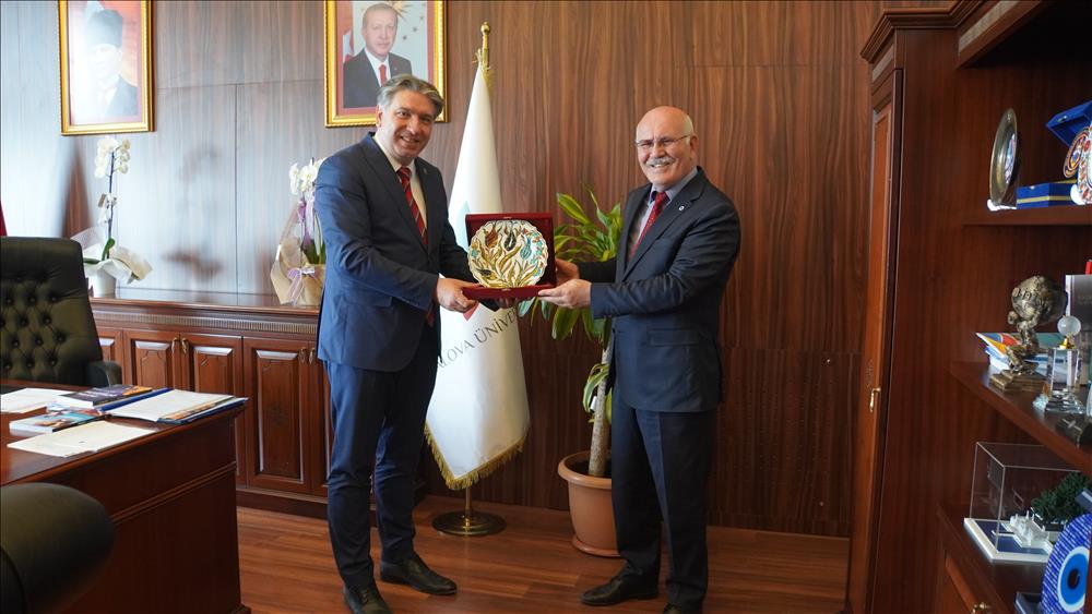 Uşak Üniversitesinden Rektör Bahçekapılı’ya Hayırlı Olsun Ziyareti
