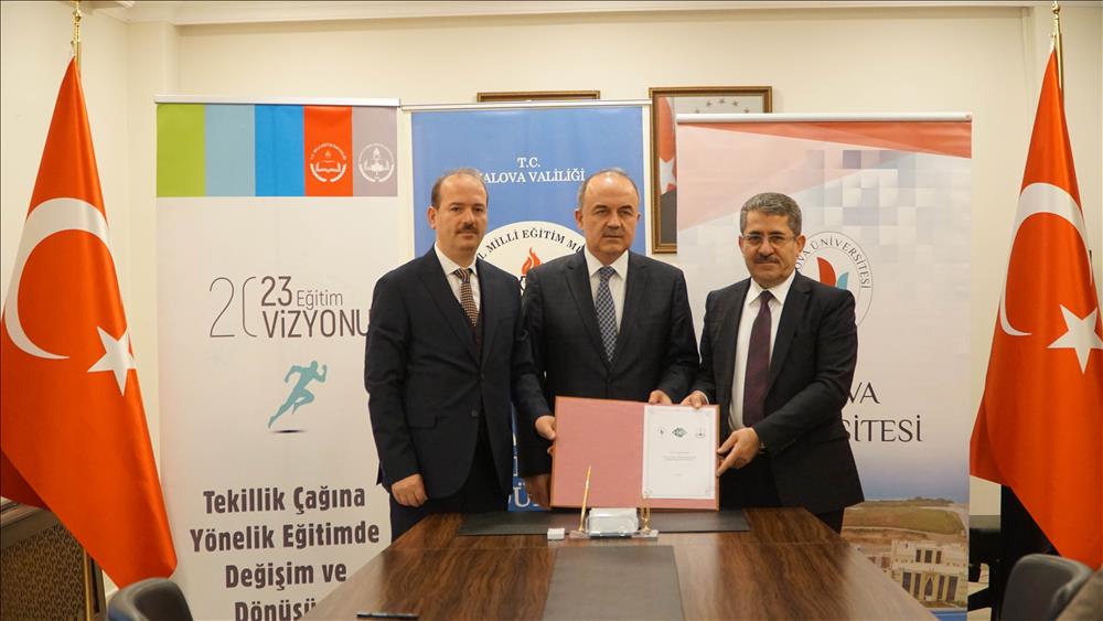 Yalova Üniversitemiz İle Yalova İl Milli Eğitim Müdürlüğü Arasında Eğitimde İş Birliği Protokolü İmzalanmıştır. 