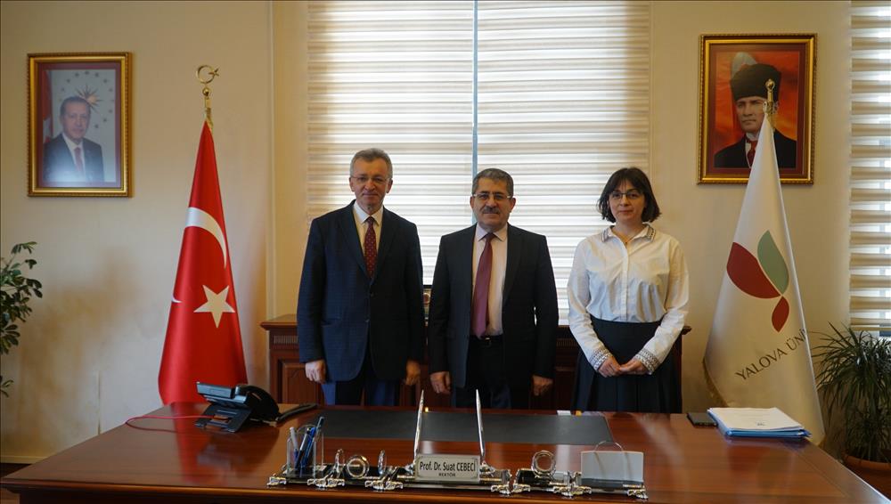 Yalova Üniversitesi’nde Nöbet Değişimi