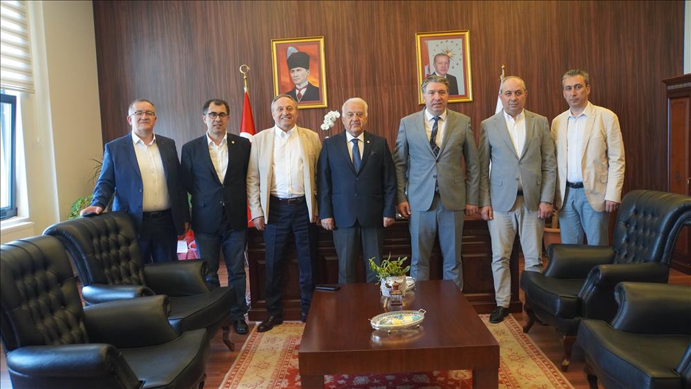 YTSO’dan Rektörümüze Hayırlı Olsun Ziyareti