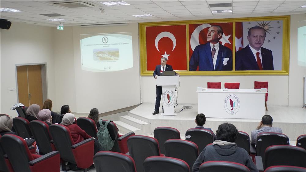 Uluslararası Öğrencilerle Oryantasyon Toplantısı Gerçekleştirildi