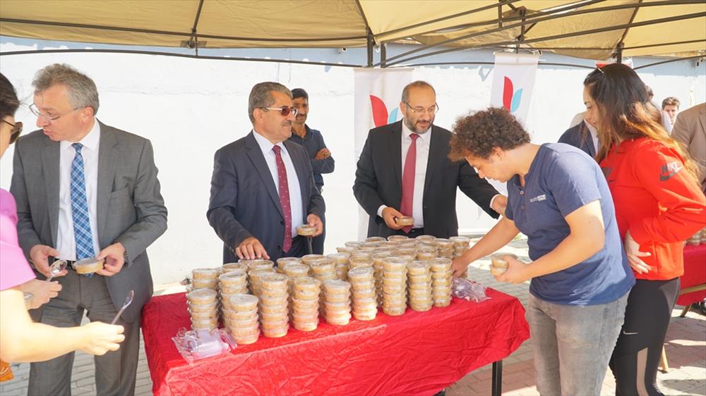 Üniversitemizde Aşure Dağıtımı Yapıldı