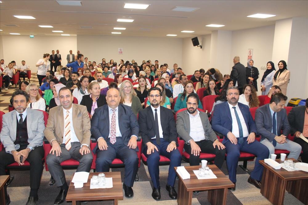 Yalova Eğitim ve Araştırma Hastanesinde Hemşirelik Haftası Sempozyumu Düzenlendi