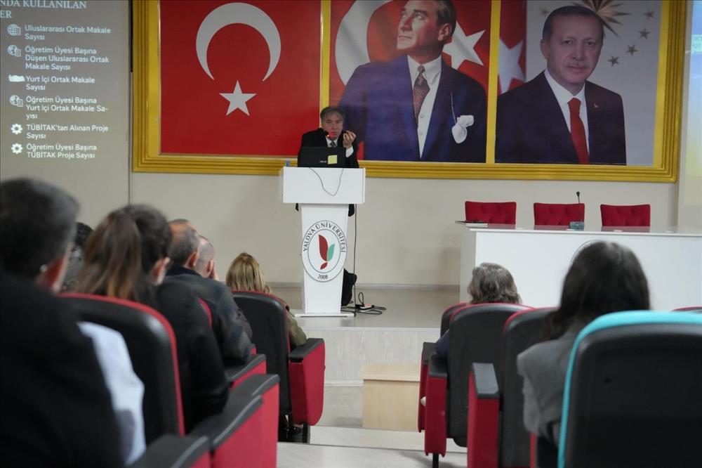 İktisadi ve İdari Bilimler Fakültesi’nde Akademik Kurul Toplantısı Düzenlendi