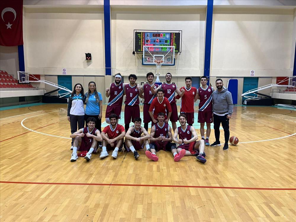 Yalova Üniversitesinden Çifte Zafer