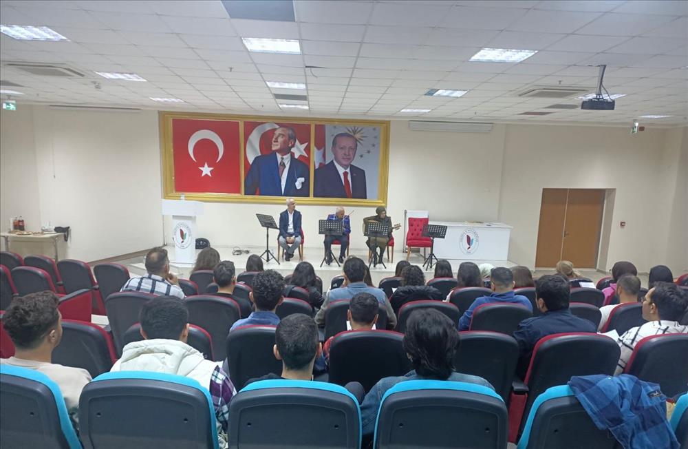 Yalova Üniversitesi Sağlık Kültür ve Spor Daire Başkanlığı Türk Sanat Müziği Korosu
