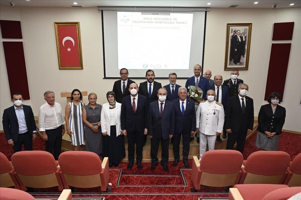 Kurtuluşunun 100. Yıl Dönümünde “Millî Mücadelede Yalova” Paneli Düzenlendi