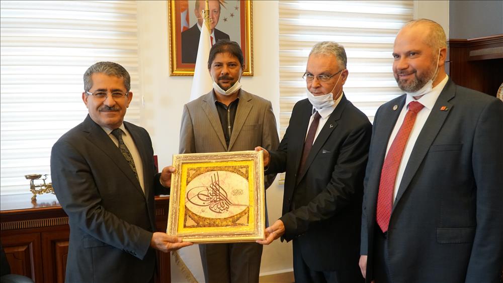 Libya Yükseköğretim Kurulu Başkanı ve Uluslararası Üniversiteler Birliği Başkanı’ndan Yalova Üniversitesi’ne Ziyaret