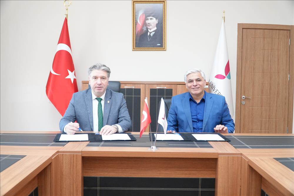 Yalova Üniversitesi ve Türkiye Bedensel Engelliler Federasyonu (TBESF) Arasında  İş Birliği Protokolü Yapıldı