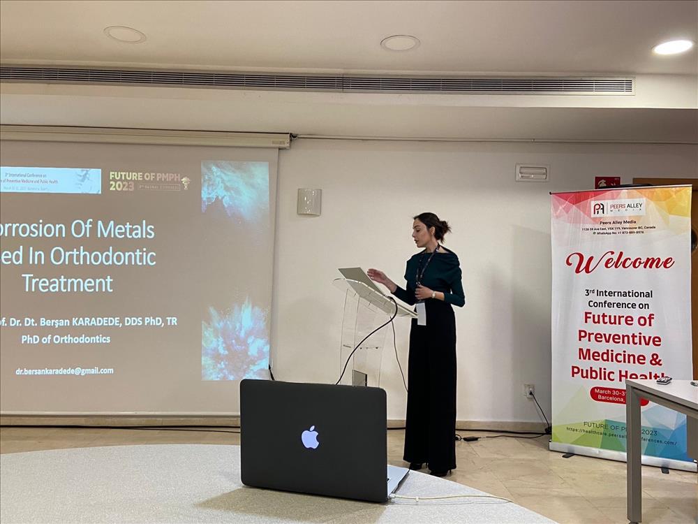 Dr. Öğr. Üyesi Berşan Karadede İspanya'da Düzenlenen Konferansa Katıldı