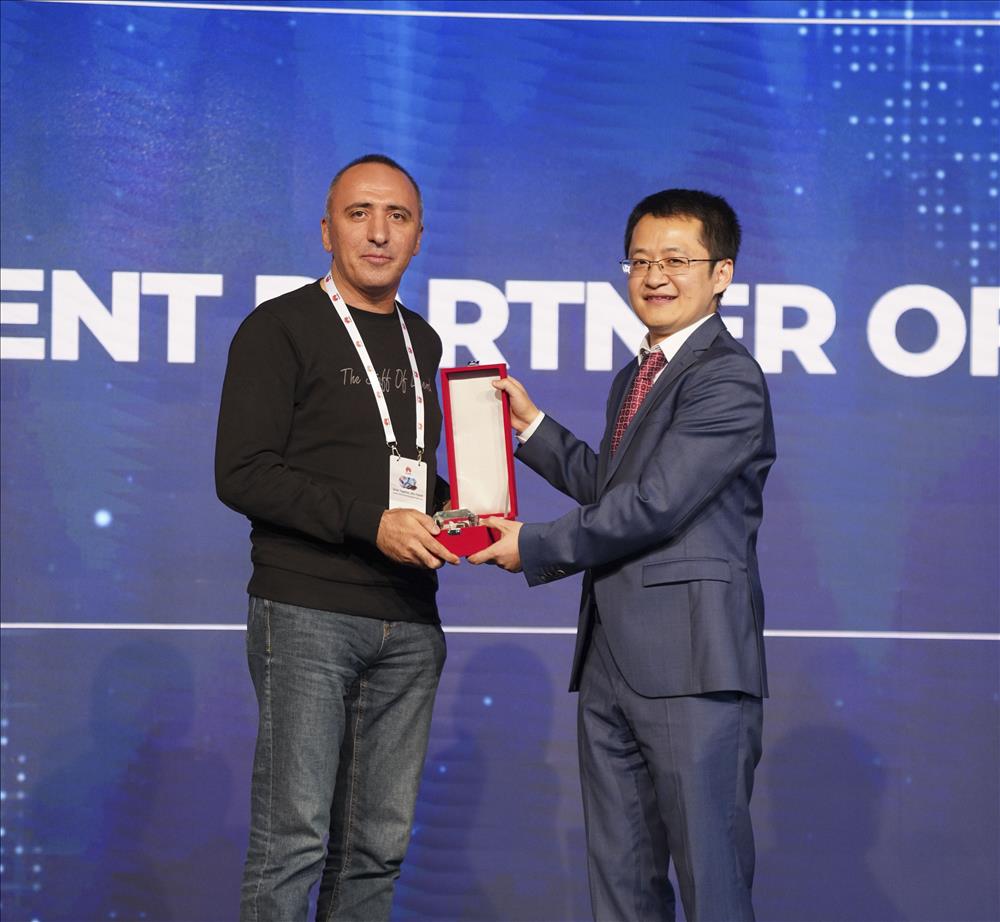 Yalova Üniversitesine "Best Talent Partner" Ödülü