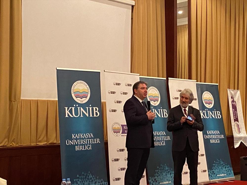 Rektör Bahçekapılı KÜNİB Eğitim Fuarı’na Katıldı