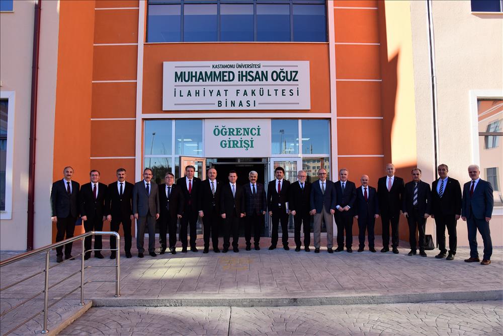 Rektör Bahçekapılı Batı Karadeniz Üniversiteler Birliği Dönem Toplantısı’na Katıldı 
