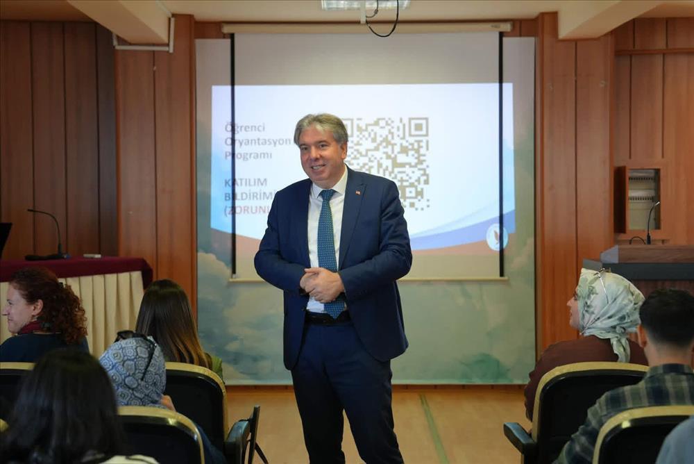 Yalova Üniversitesi Öğrenci Oryantasyon Programı Meslek Yüksekokullarında Devam Ediyor 