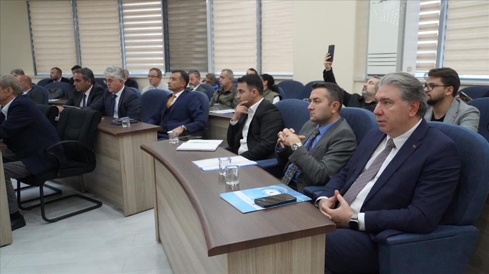 Rektör Prof. Dr. Mehmet Bahçekapılı, İl Koordinasyon Kurulu Toplantısı’na Katıldı