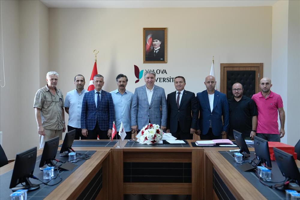 Yalova Üniversitesi ile Koop-İş Sendikası Arasında 3. Dönem Toplu İş Sözleşmesi İmzalandı