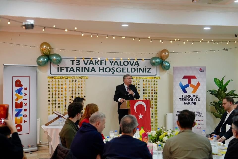 Our Rector, Prof. Mehmet Bahçekapılı, attended the iftar programme organised by the T3 Foundation.