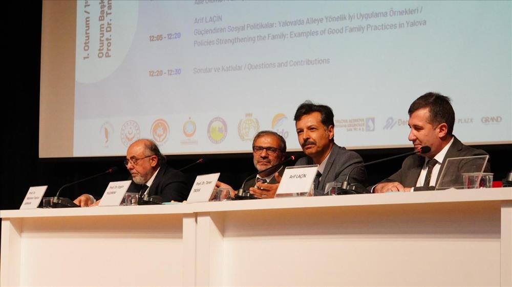 1. Uluslararası Sosyal Araştırmalar: Güncel Aile Çalışmaları Sempozyumu’nda İlk Gün Tamamlandı 