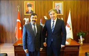 İzmir Katip Çelebi Üniversitesi Rektöründen Hayırlı Olsun Ziyareti