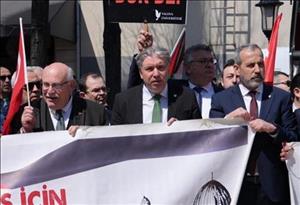 Filistin’in Haklı Davasında Omuz Omuza