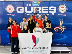 ÜNİVERSİTEMİZ DÜNYA SAHNESİNE YÜRÜYOR.